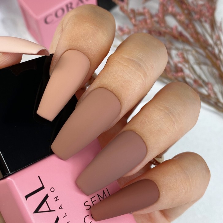 Semi-permanent Color C084