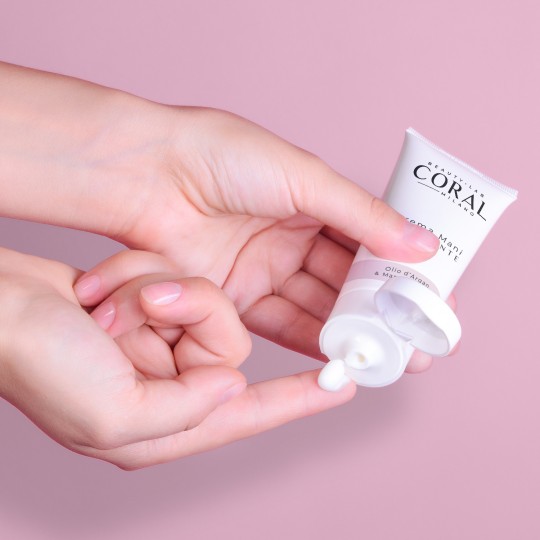 CREMA MANI CORAL Nutriente con Olio di Argan - 100ml 2
